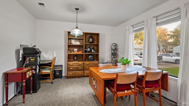 418 Occidental Cir, Santa Rosa, CA 95401