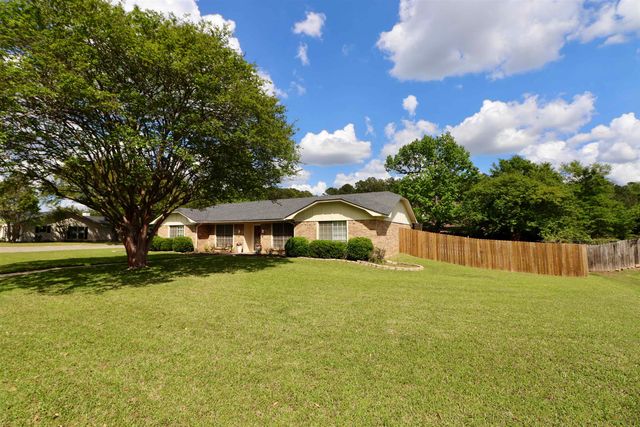 500 Pinewood, Marshall, TX 75672