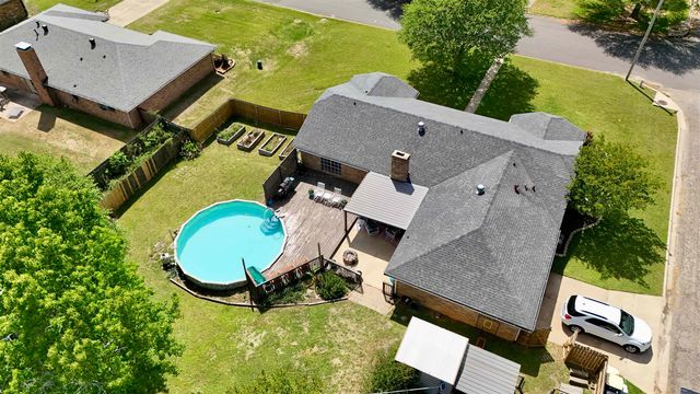 500 Pinewood, Marshall, TX 75672