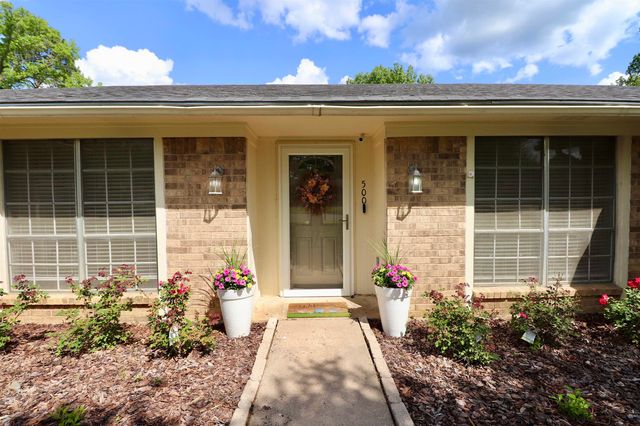 500 Pinewood, Marshall, TX 75672