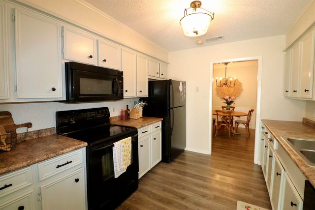 500 Pinewood, Marshall, TX 75672