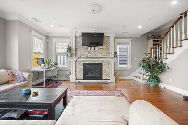 3 M St 6, Boston, MA 02127