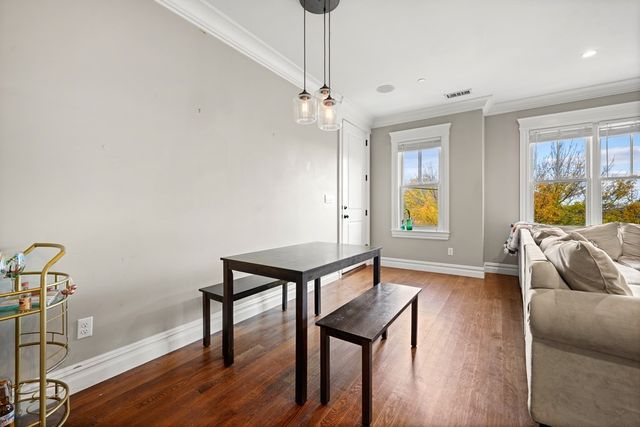 3 M St 6, Boston, MA 02127