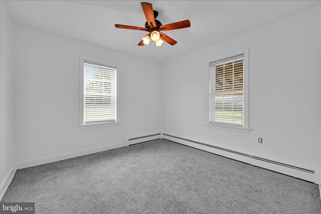 4381 DIVISION HWY, East Earl, PA 17519