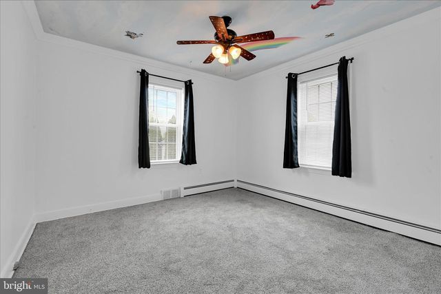 4381 DIVISION HWY, East Earl, PA 17519