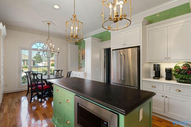 4804 Saddle Ridge Drive SE, Owens Cross Roads, AL 35763