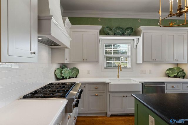 4804 Saddle Ridge Drive SE, Owens Cross Roads, AL 35763