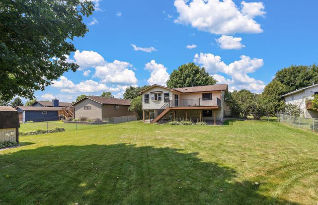 5612 Clearwater Road NW, Rochester, MN 55901