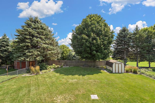 5612 Clearwater Road NW, Rochester, MN 55901