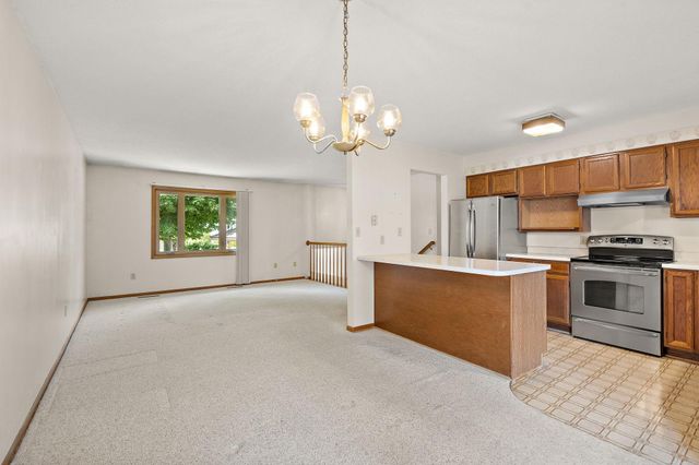 5612 Clearwater Road NW, Rochester, MN 55901