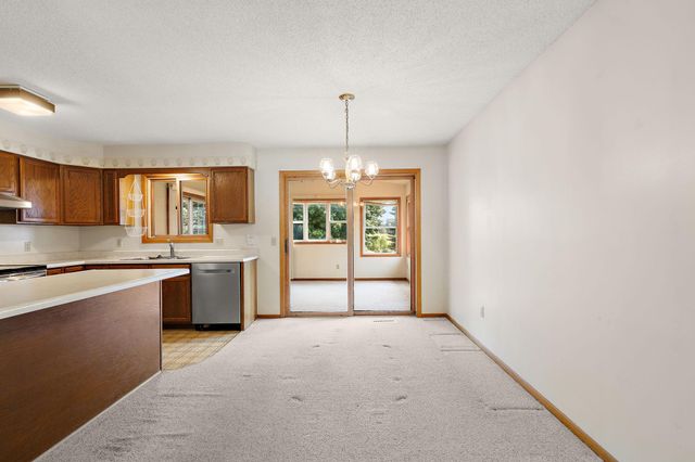5612 Clearwater Road NW, Rochester, MN 55901