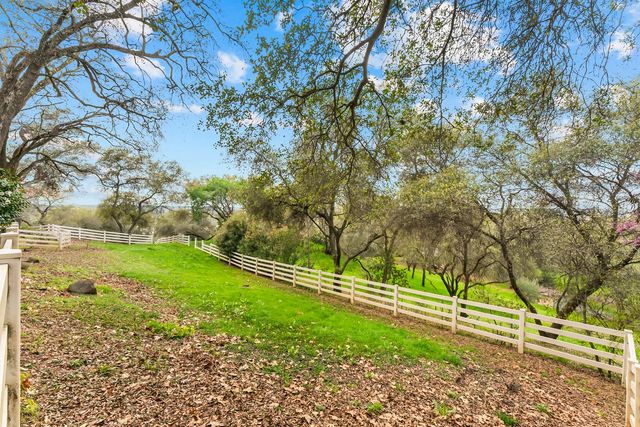 7257 Surette Ln, Loomis, CA 95650