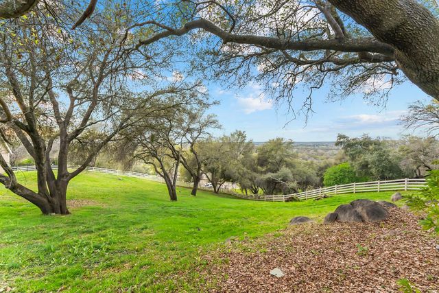 7257 Surette Ln, Loomis, CA 95650