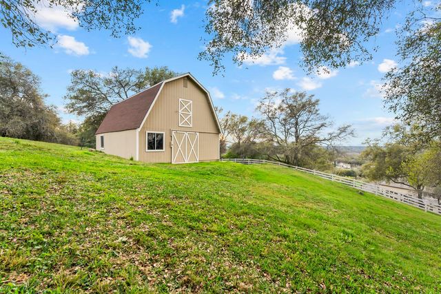 7257 Surette Ln, Loomis, CA 95650