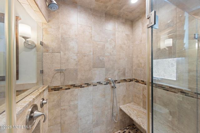 27 Tracy Drive, Manalapan, NJ 07726