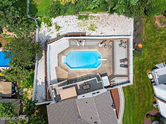 27 Tracy Drive, Manalapan, NJ 07726