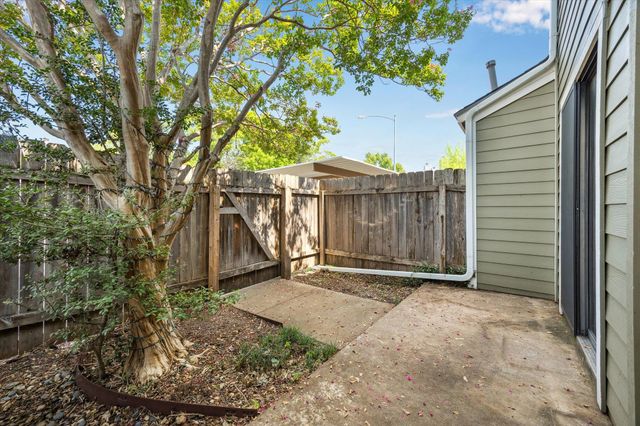 12325 Los Indios TRL 12, Austin, TX 78729