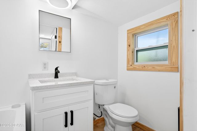 607 Jefferson Street, New Smyrna Beach, FL 32168