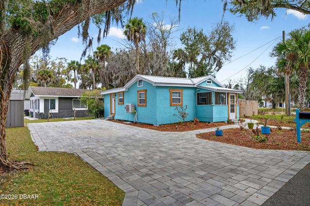 607 Jefferson Street, New Smyrna Beach, FL 32168
