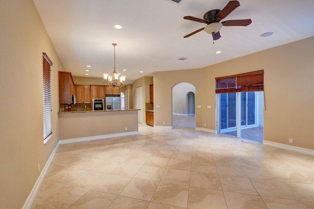8800 COBBLESTONE POINT Circle, Boynton Beach, FL 33472