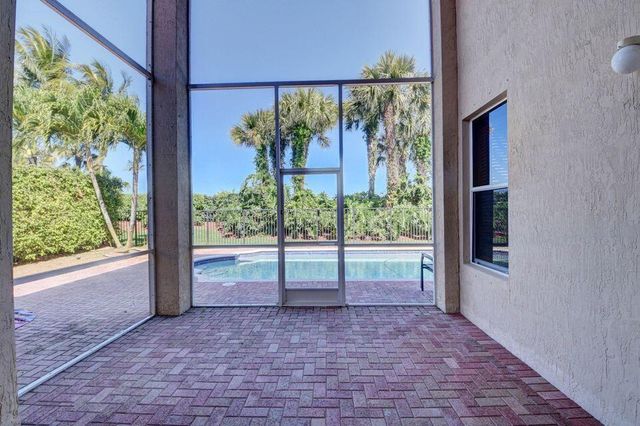 8800 COBBLESTONE POINT Circle, Boynton Beach, FL 33472