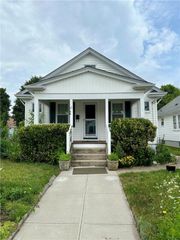 11 Griswold Avenue, Cranston, RI 02910