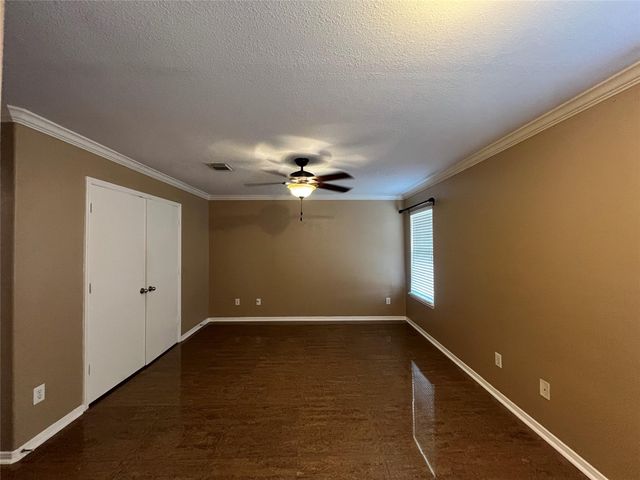 915 Wild Cotton Road, Rosenberg, TX 77471