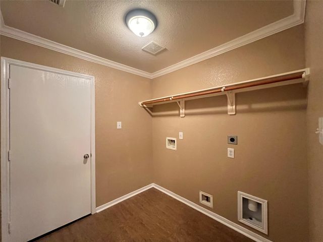 915 Wild Cotton Road, Rosenberg, TX 77471