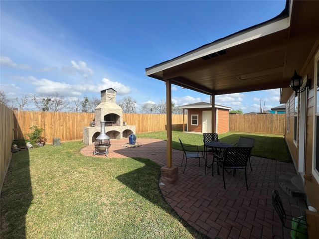 915 Wild Cotton Road, Rosenberg, TX 77471