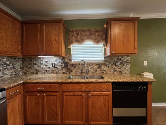 915 Wild Cotton Road, Rosenberg, TX 77471