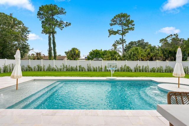 3242 SW ESCAROLE Street, Port St. Lucie, FL 34953