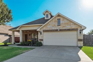 518 Royal Lane, Midlothian, TX 76065