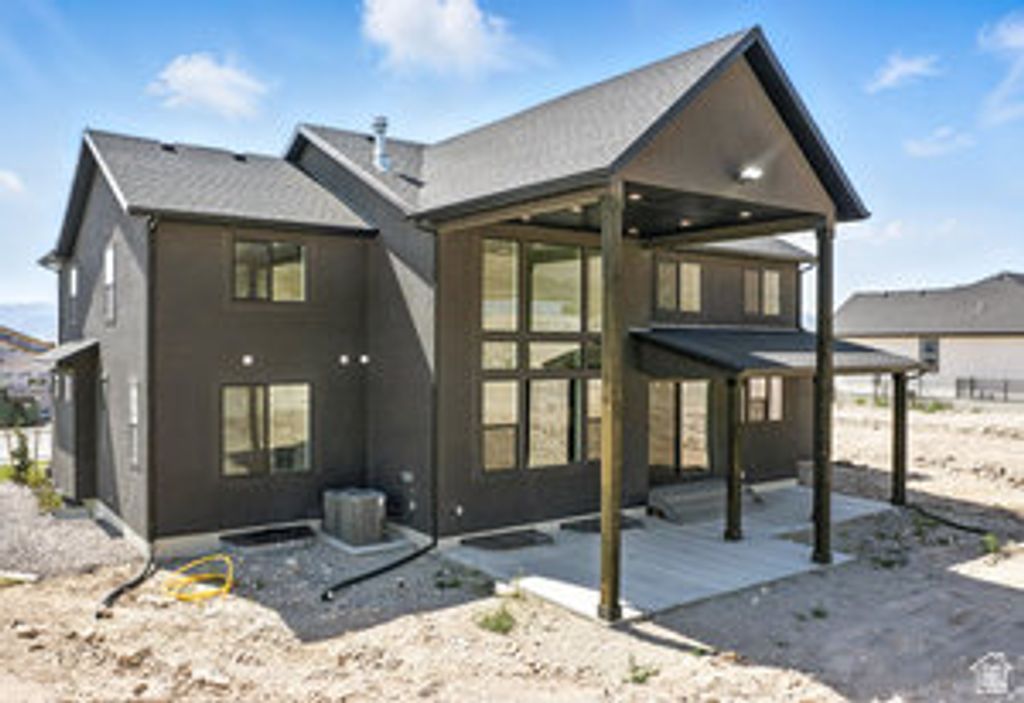 Image 37 of property listing at 476 S 230 W, Lehi, UT 84043