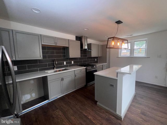 1435 S JUNIPER ST, Philadelphia, PA 19147