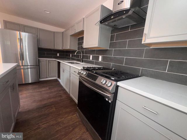1435 S JUNIPER ST, Philadelphia, PA 19147