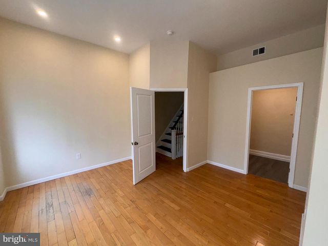 1435 S JUNIPER ST, Philadelphia, PA 19147