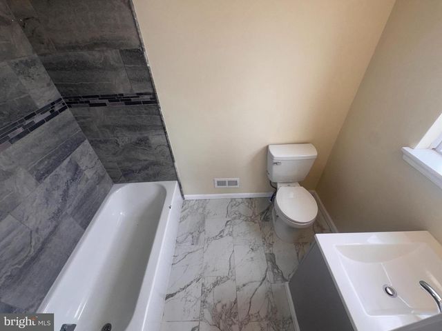 1435 S JUNIPER ST, Philadelphia, PA 19147