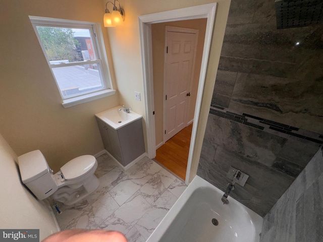 1435 S JUNIPER ST, Philadelphia, PA 19147