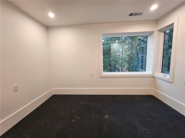 3134 W Roxboro Road NE, Atlanta, GA 30324