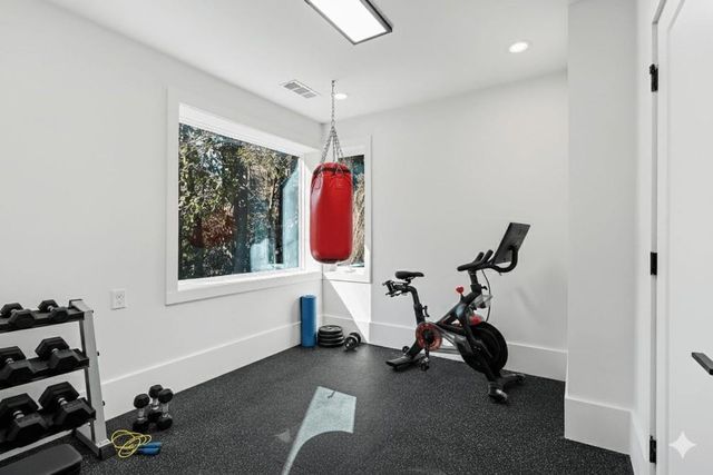 3134 W Roxboro Road NE, Atlanta, GA 30324