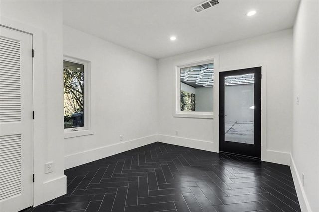 3134 W Roxboro Road NE, Atlanta, GA 30324