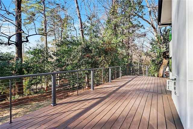 3134 W Roxboro Road NE, Atlanta, GA 30324