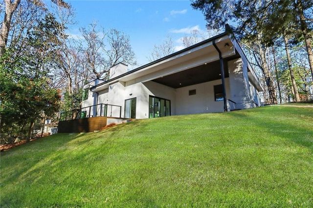 3134 W Roxboro Road NE, Atlanta, GA 30324