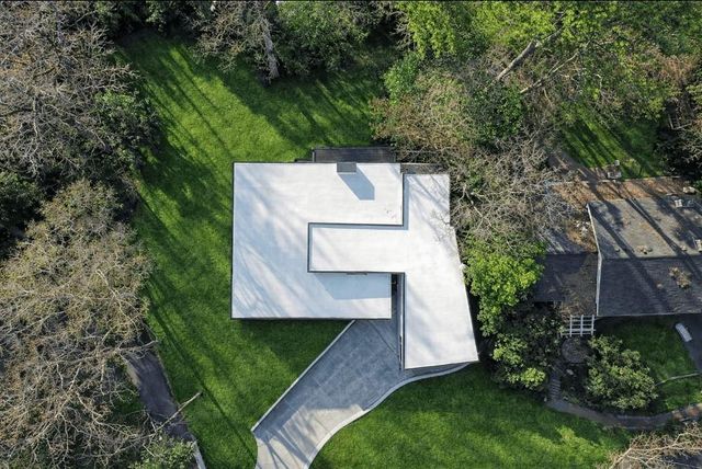 3134 W Roxboro Road NE, Atlanta, GA 30324