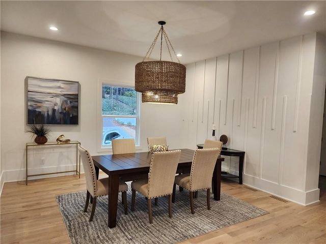 3134 W Roxboro Road NE, Atlanta, GA 30324