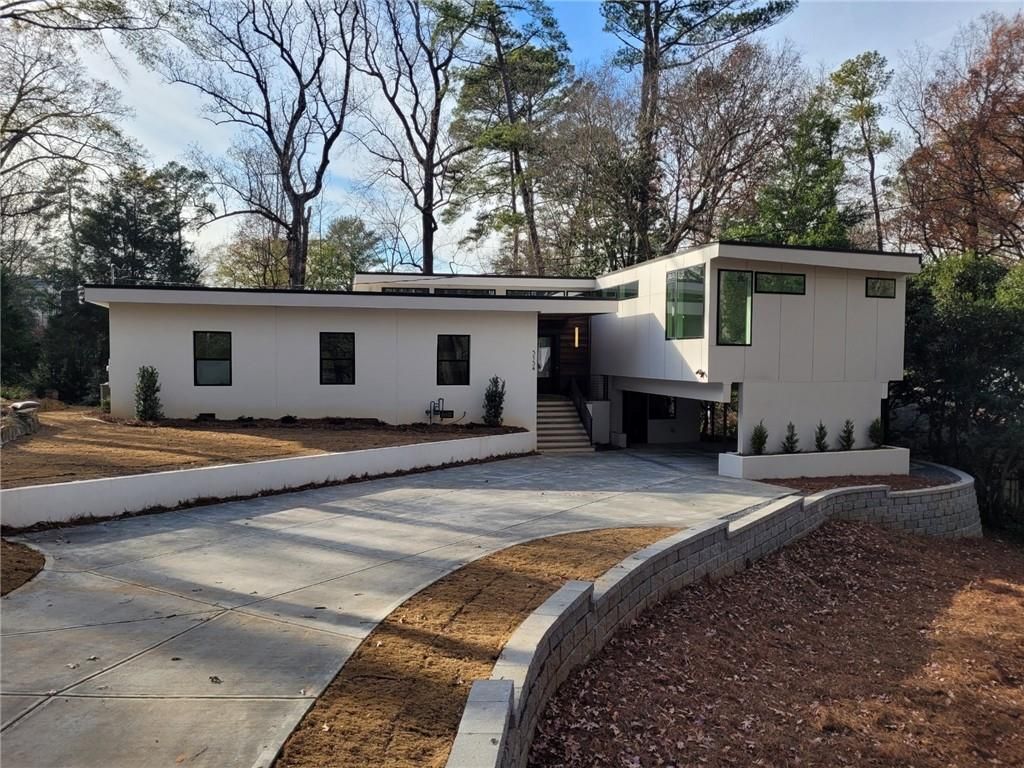 3134 W Roxboro Road NE, Atlanta, GA 30324