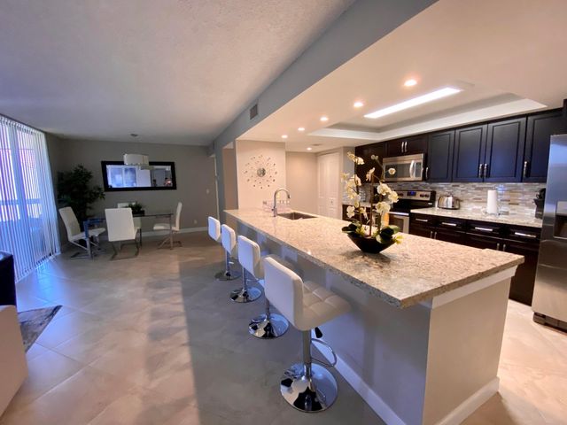 2255 Lindell Boulevard Apt 502, Delray Beach, FL 33444