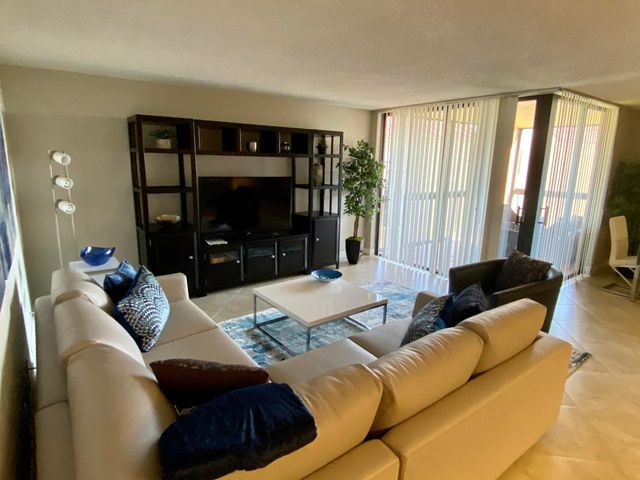 2255 Lindell Boulevard Apt 502, Delray Beach, FL 33444