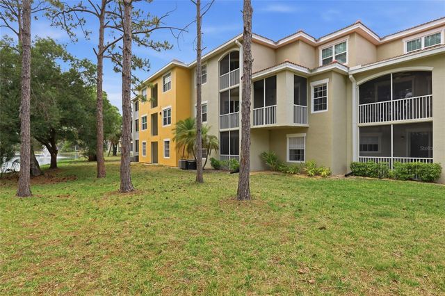 5600 BENTGRASS DRIVE 8-107, Sarasota, FL 34235