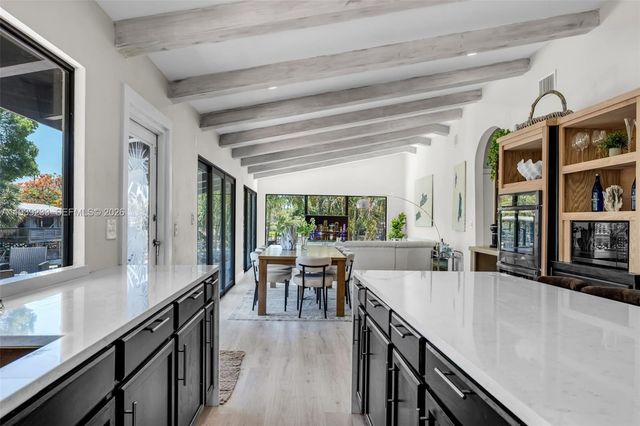 516 NE 6th Ave, Deerfield Beach, FL 33441